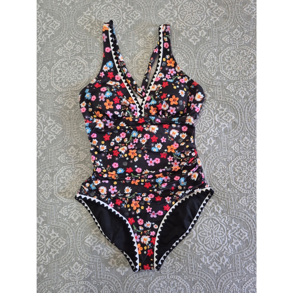 B2PRITY Floral One Piece Swimsuit Black Ruched Tummy Control Rickrack Trim New M
